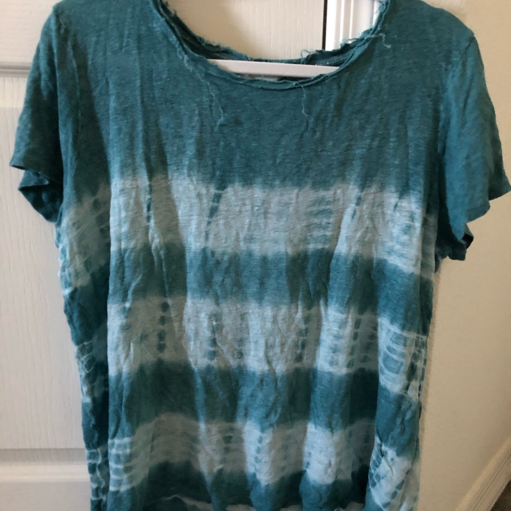 Lightweight, Scoop Neck Turo Brand Shirt